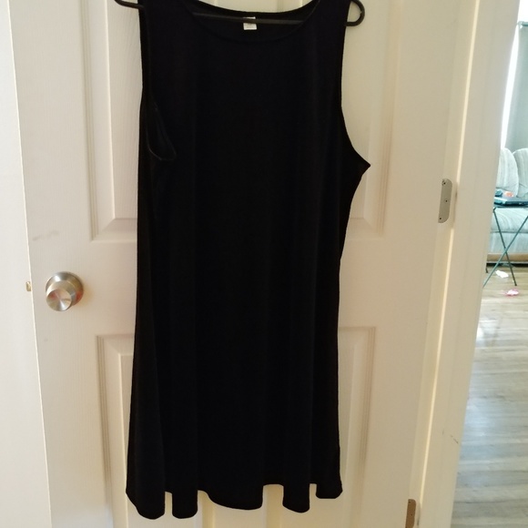 Old Navy Dresses & Skirts - Old Navy Velvet dress XXL black nwot sleeveless